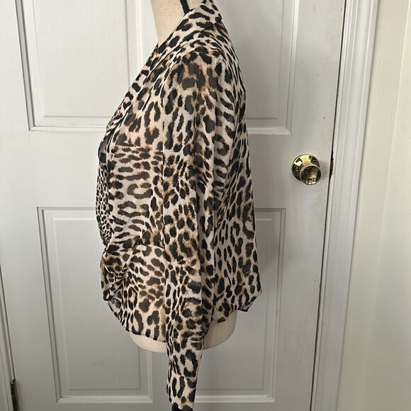 I-N-C LEOPARD PRINT KNOT FRONT PULLOVER BLOUSE - Picture 6 of 10